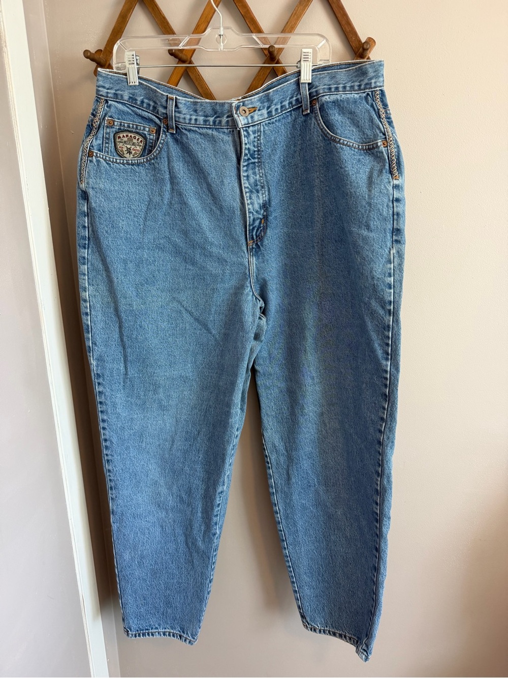 Vintage Manager High Rise Mom Jeans Mocassino Stitch Tapered Leg Made Canada 38